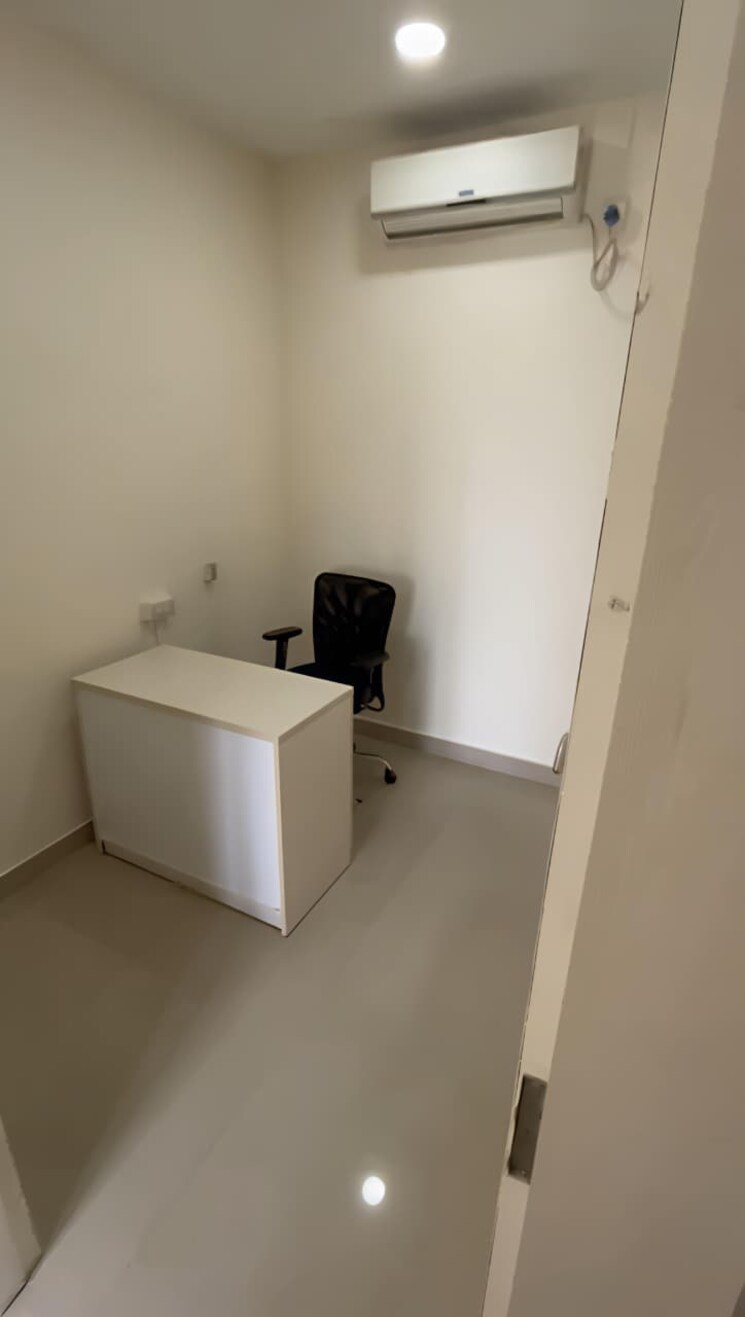 Bathroom, salt lake sector v Commercial Office Space 1021 Sq.Ft. In Salt Lake Sector V Kolkata 9443091