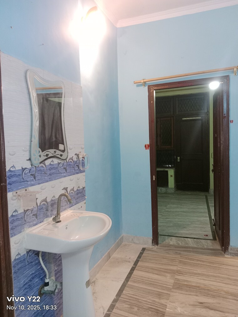 Bathroom, ashoka-enclave-faridabad 2 Bedroom 1800 Sq.Ft. Builder Floor In Sector 34 Faridabad 9443139