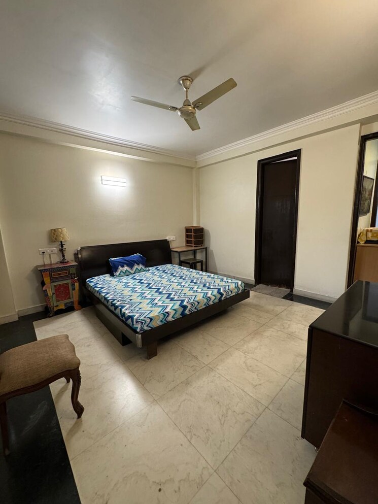 Bedroom, eros-garden-villas 4 Bedroom 2700 Sq.Ft. Builder Floor In Charmwood Village Faridabad 9443133