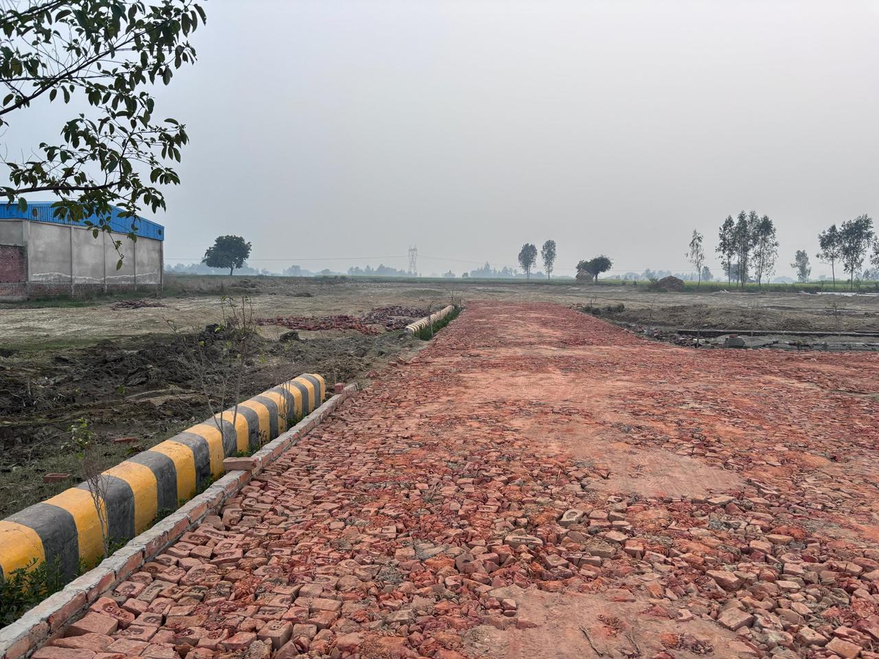 Plot For Sale in Kashi Enclave 