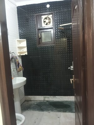 Bathroom in 3 BHK Builder Floor at Rohini Sector 25 – for Rent