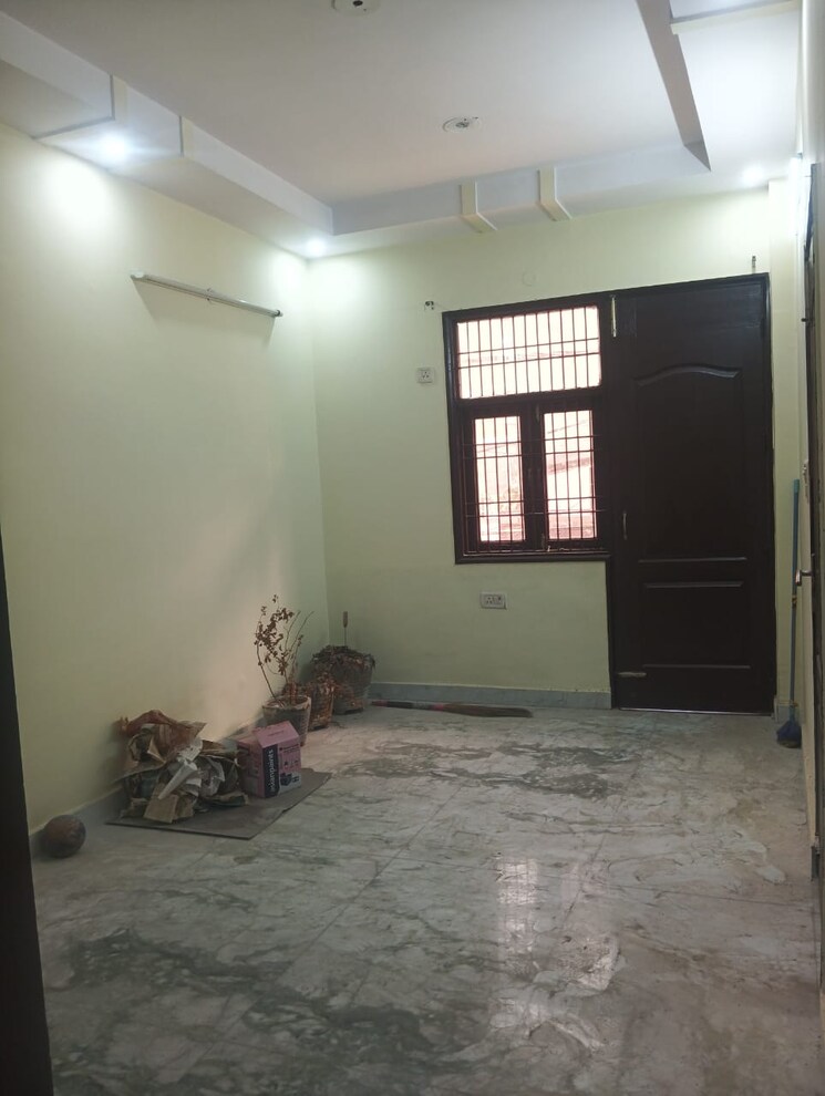 Living Room, rohini sector 25 3 Bedroom 64 Sq.Mt. Builder Floor In Rohini Sector 25 Delhi 9443155