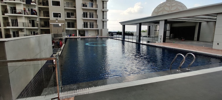 Swimming Pool, gulshan-botnia 2 Bedroom 1025 Sq.Ft. Apartment In Sector 144 Noida 9443174
