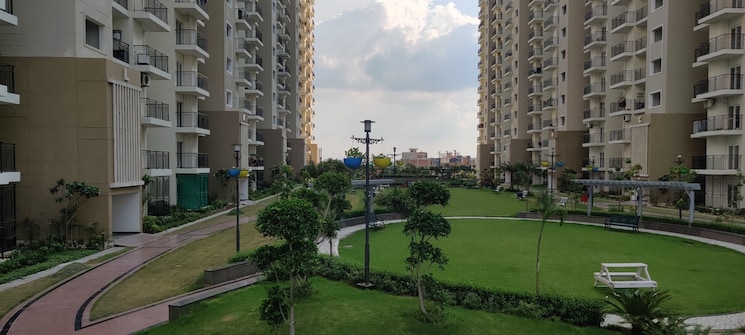 Exterior View, gulshan-botnia 2 Bedroom 1025 Sq.Ft. Apartment In Sector 144 Noida 9443174
