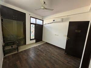 3 BHK Builder Floor For Sale in Chattarpur