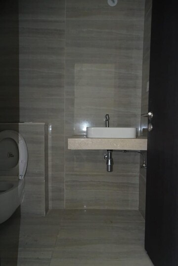 Bathroom in 3 BHK Apartment at Oberoi Realty Esquire, Goregaon East – for Rent