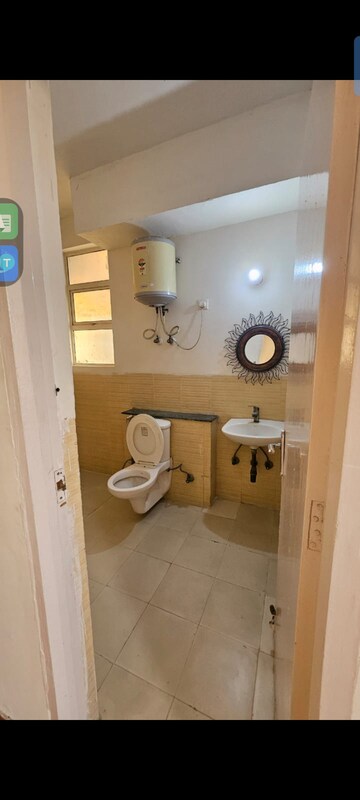 2 BHK Apartment For Rent in Jaypee Greens Kosmos, Sector 134