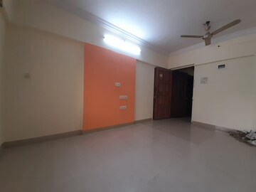 Room in 2 BHK Apartment at Gokuldham CHS Goregaon, Goregaon East – for Rent