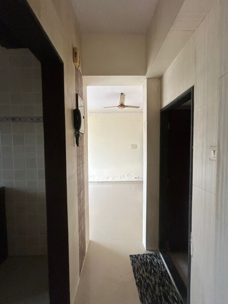 Bathroom, cosmos-empress-park 2 Bedroom 600 Sq.Ft. Apartment In Ghodbunder Road Thane 9443231