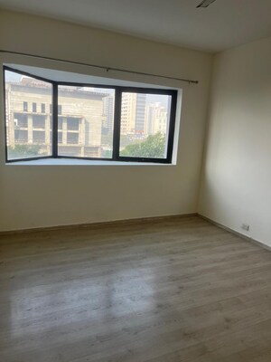 Room in 2 BHK Apartment at Ireo Skyon, Sector 60 – for Rent