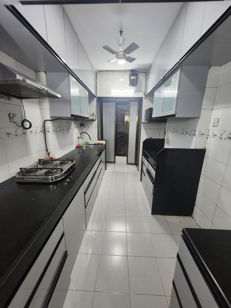 Kitchen, dheeraj-ganga 2 Bedroom 660 Sq.Ft. Apartment In Malad West Mumbai 9443264
