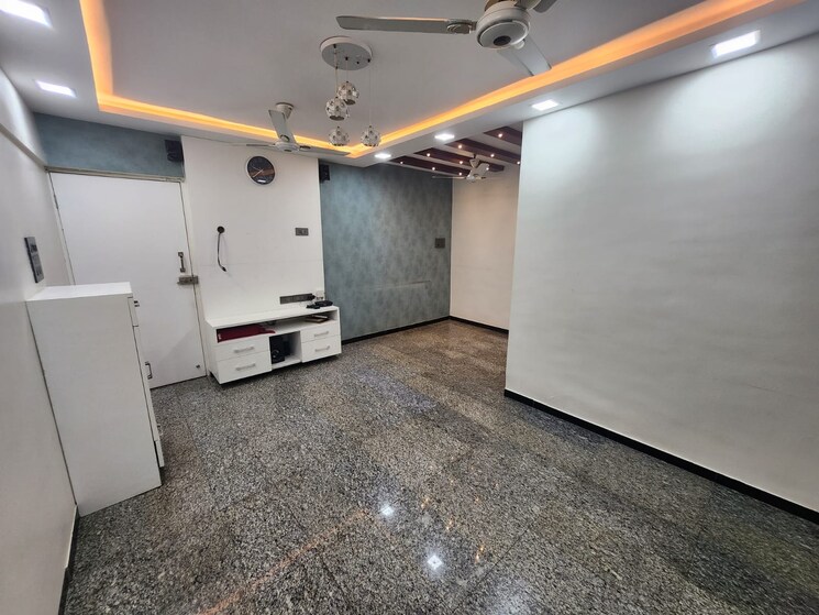 Master Bedroom, dheeraj-ganga 2 Bedroom 660 Sq.Ft. Apartment In Malad West Mumbai 9443264