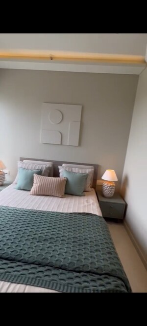 Living Room in 2 BHK Apartment at Kalpataru Paramount, Kapur Bawdi – for Sale