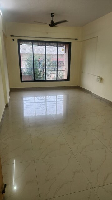 Bedroom in 2 BHK Apartment at Chembur – for Rent