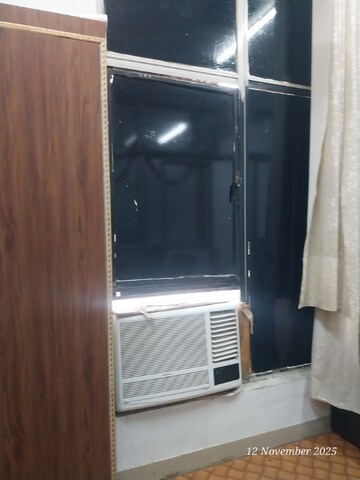  Warehouse For Rent in Satyam Galleria, Phi Iii Greater Noida