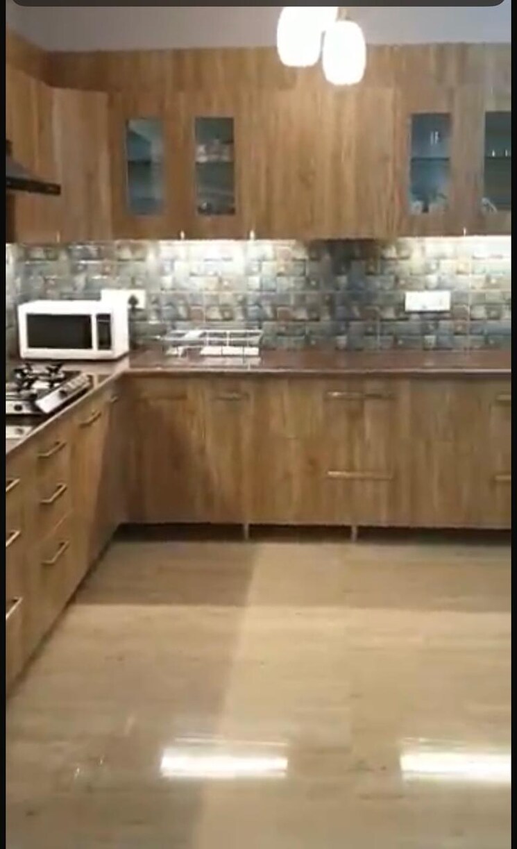 Kitchen, emaar-palm-hills 3 Bedroom 1450 Sq.Ft. Apartment In Sector 77 Gurgaon 9443300