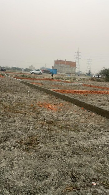 Plot for Sale in Tusyana, Greater Noida