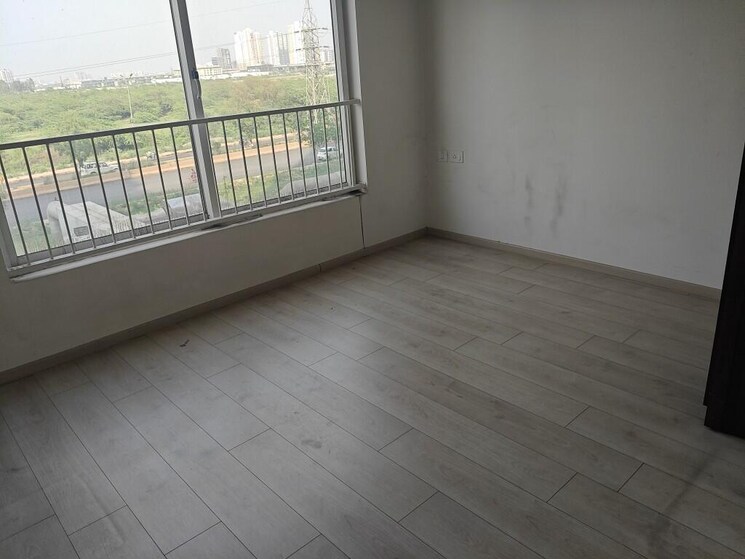 Room, signature-global-the-millennia 2 Bedroom 800 Sq.Ft. Apartment In Sector 37d Gurgaon 9443295