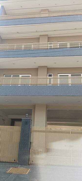 https://img.squareyards.com/secondaryPortal/IN_638985536962089142-1211250214561456.jpg Cover Image