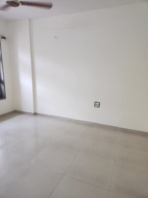 Bedroom in 2 BHK Apartment at Chembur – for Rent