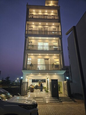 2.5 BHK Builder Floor For Sale in JMS Primeland, Sector 95a