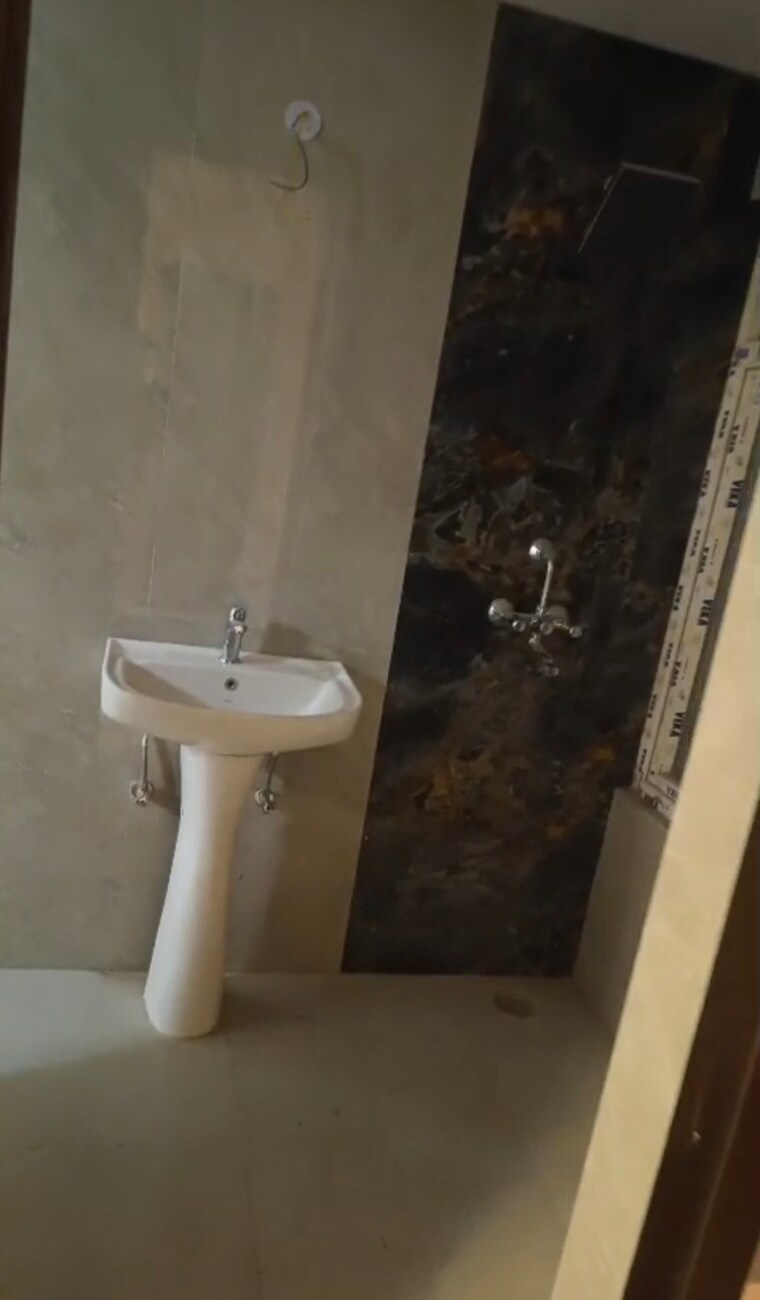 Bathroom, victoryone-amara 2 Bedroom 1210 Sq.Ft. Apartment In Sector 16 Greater Noida Greater Noida 9443453