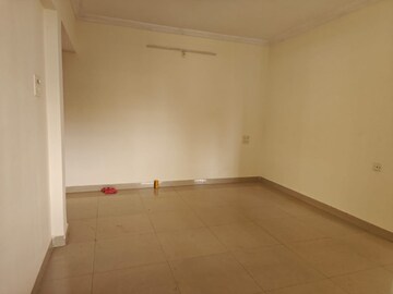 Room in 3 BHK Apartment at Kohinoor S3 Lifestyle, Pimple Saudagar – for Rent