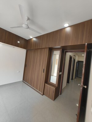 2 BHK Apartment For Rent in Shree Vardhman Green Court, Sector 90