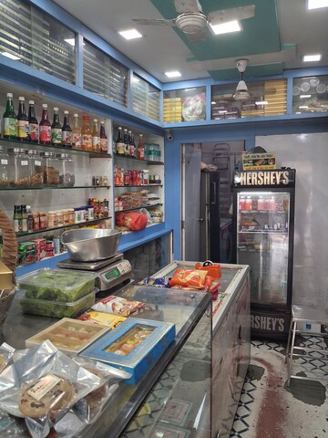  Shop For Rent in Grant Road