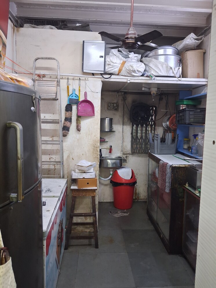 Floor Plan, grant road Commercial Shop 300 Sq.Ft. In Grant Road Mumbai 9443486