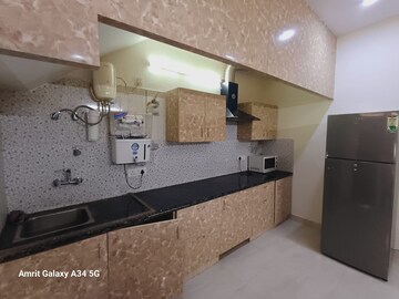 Kitchen in 2 BHK Builder Floor at DLF City Gurgaon, Sector 27 – for Rent