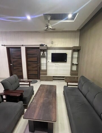 Living Room in 3 BHK Apartment at Pir Machalla – for Rent