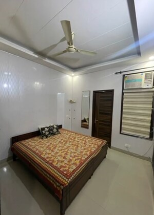 Bedroom in 3 BHK Apartment at Pir Machalla – for Rent