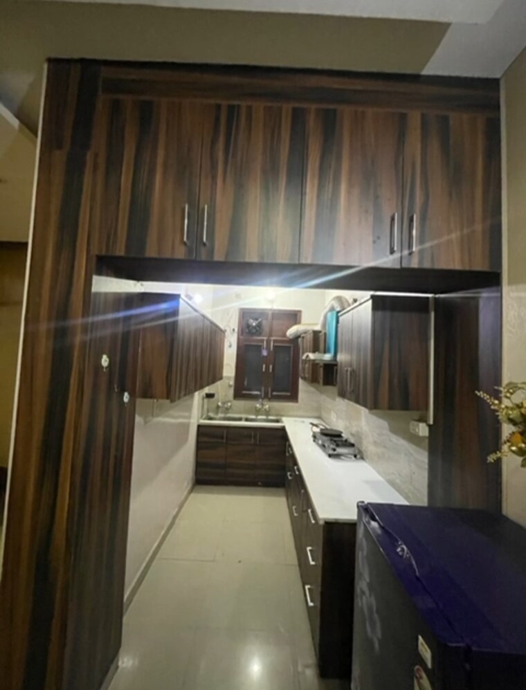 Kitchen, pir machalla 3 Bedroom 150 Sq.Ft. Apartment In Pir Machalla Zirakpur 9443642