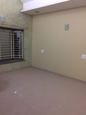 Room in 2 BHK Apartment at Dreams Rhythm, Bavdhan – for Rent