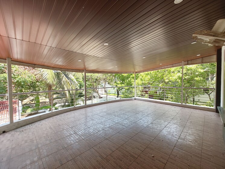 Swimming Pool, akkarai 5 Bedroom 6050 Sq.Ft. Independent House In Akkarai Chennai 9443582