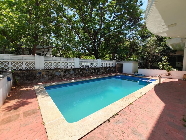 Swimming Pool, akkarai 5 Bedroom 6050 Sq.Ft. Independent House In Akkarai Chennai 9443582