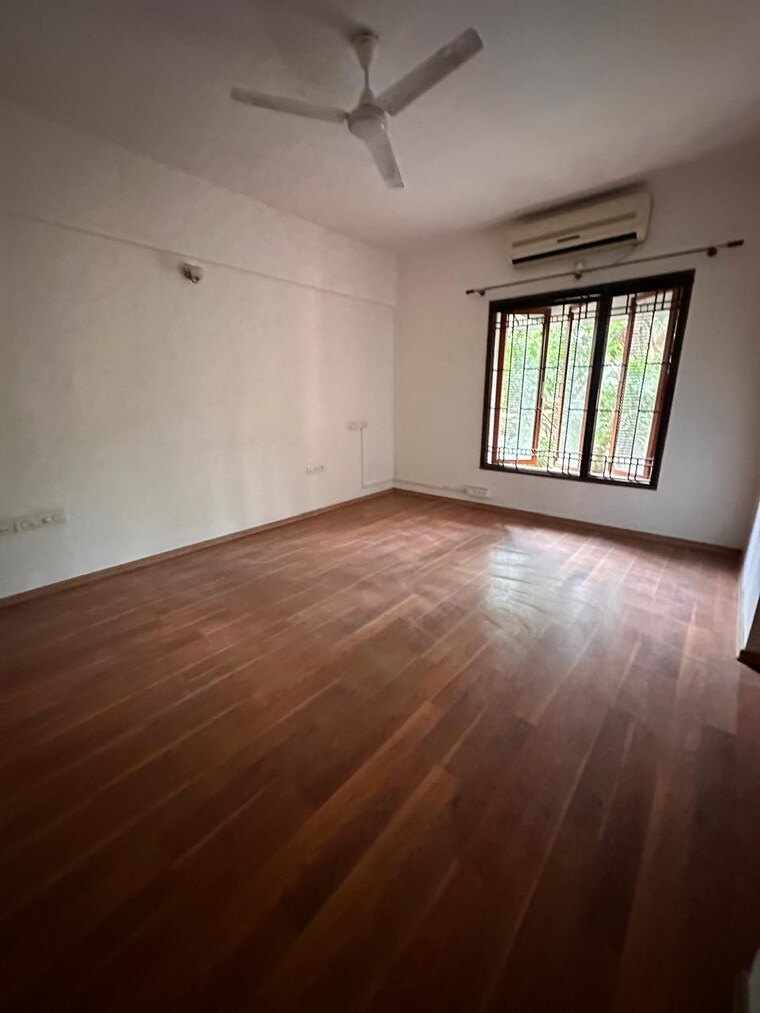 Room, indiranagar 3 Bedroom 2475 Sq.Ft. Apartment In Indiranagar Bangalore 9443680