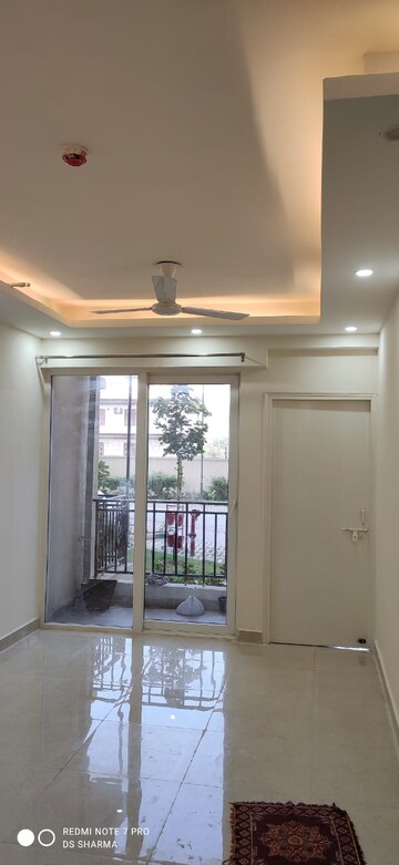 2 BHK Apartment For Rent in Signature Global Prime, Sector 63a
