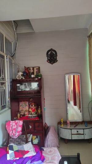 Furnished Amenities in 3 BHK Builder Floor at Ip Extension – for Sale