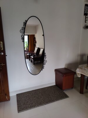 Bedroom in 2 BHK Apartment at Chembur – for Rent