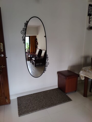 Bedroom in 2 BHK Apartment at Chembur – for Rent