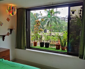 Bedroom in 2 BHK Apartment at Chembur – for Rent