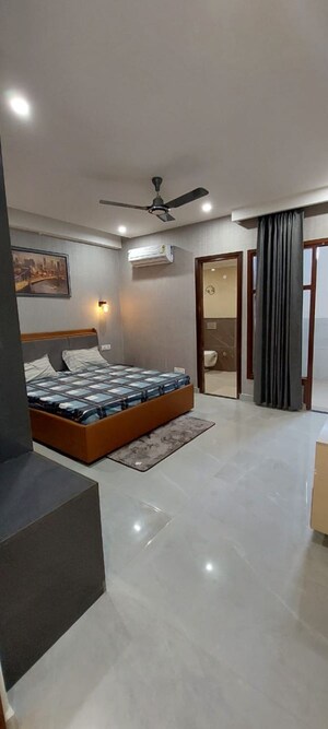 Bedroom in 3 BHK Builder Floor at Vip Road – for Sale