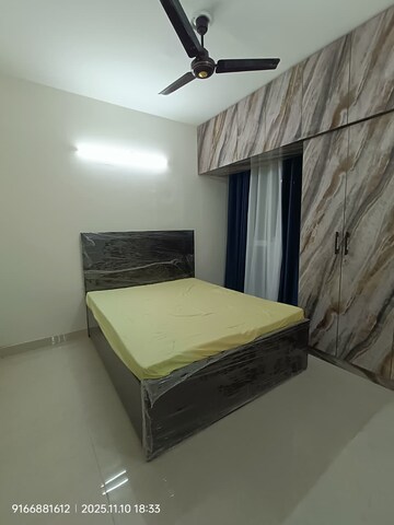 Bedroom in 2 BHK Apartment at Signature Global Prime, Sector 63a – for Rent
