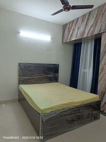 Bedroom in 2 BHK Apartment at Signature Global Prime, Sector 63a – for Rent