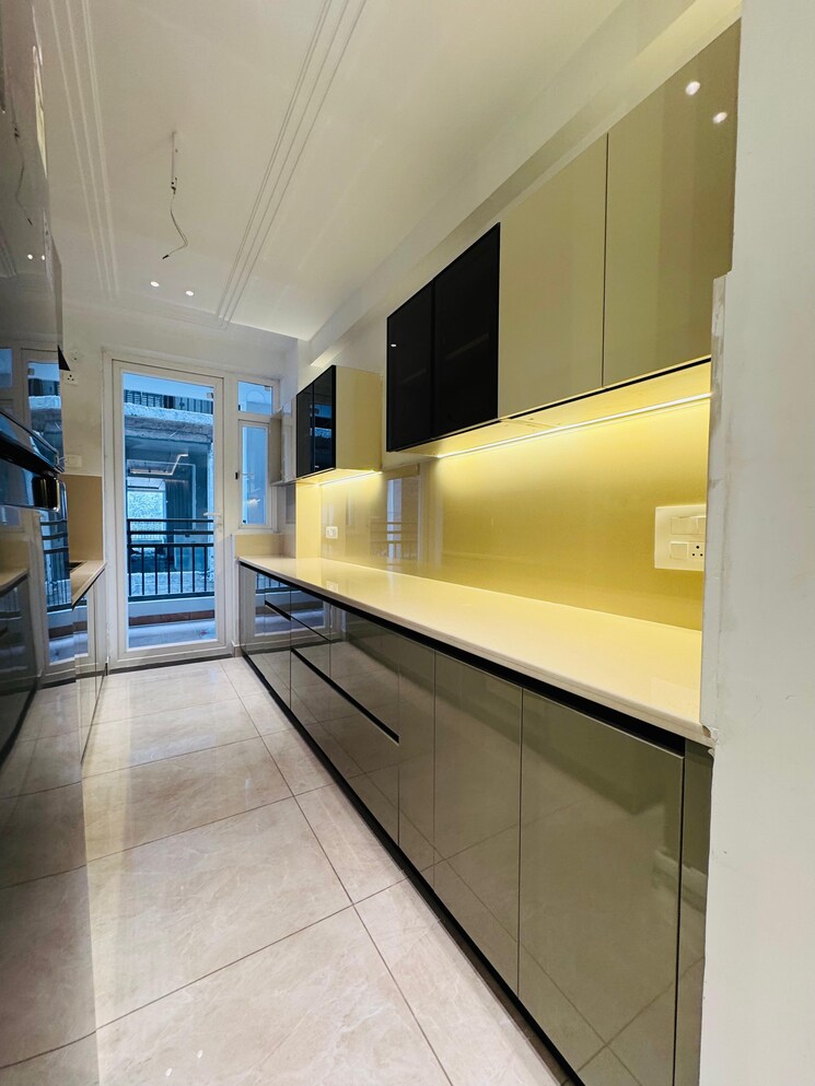 Kitchen, ambala highway 3 Bedroom 1800 Sq.Ft. Builder Floor In Ambala Highway Zirakpur 9443818