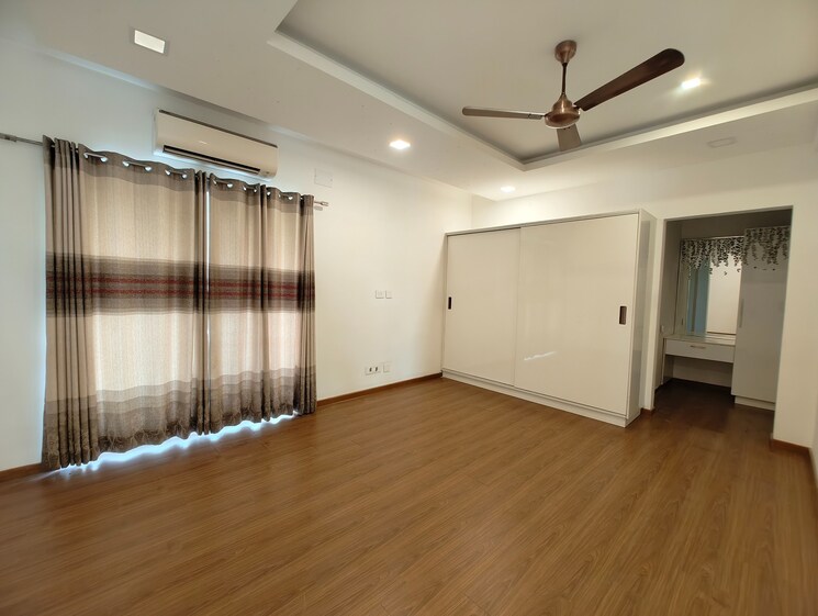 Room, kanathur 4 Bedroom 4897 Sq.Ft. Villa In Kanathur Chennai 9443845