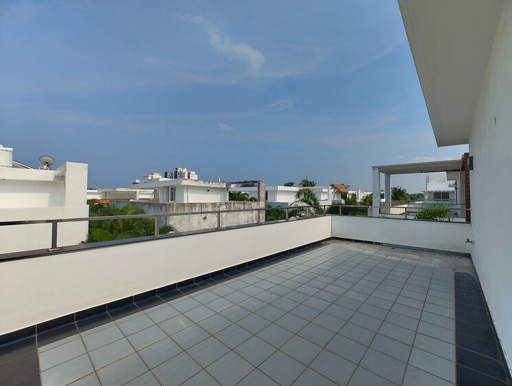 Balcony, kanathur 4 Bedroom 4897 Sq.Ft. Villa In Kanathur Chennai 9443845