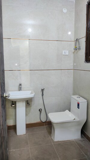 Bathroom in 3 BHK Builder Floor at Pratap Vihar GDA Flats, Pratap Vihar – for Sale